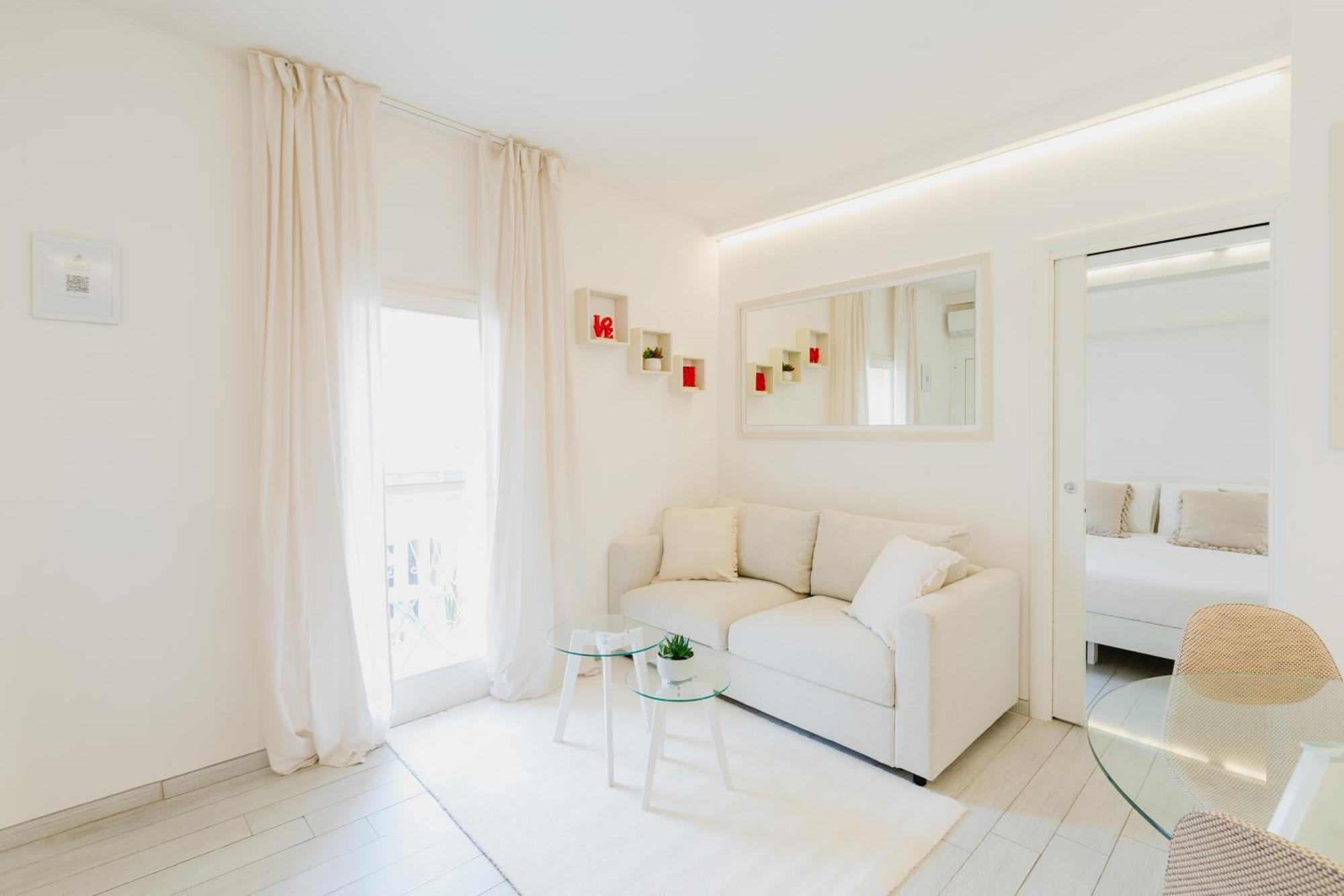 51 White * Forte dei Marmi